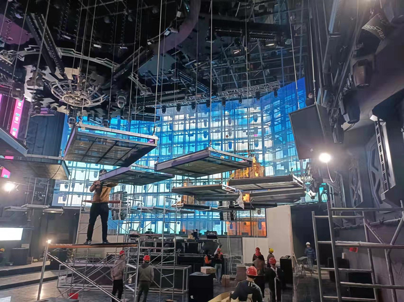 2023年酒吧屏異形顯示屏需求增長，LED廠家需把握機(jī)遇?